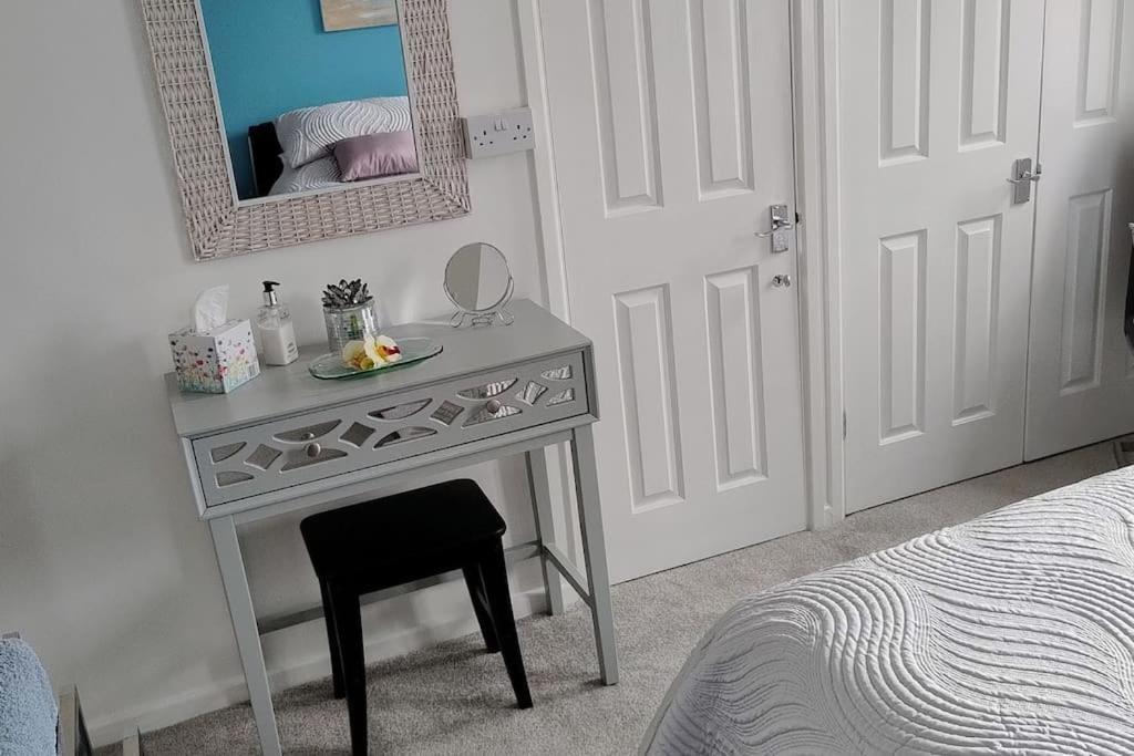 Ludlow Mews Town House With Free Parking Esterno foto